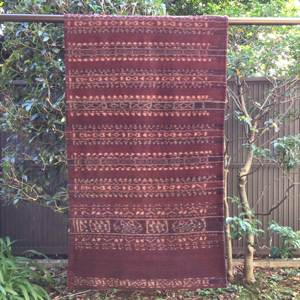 インドネシア　レンバタ島で25年位前に手織りされたイカット。 インドネシア レンバタ島で25年位前に手織りされたイカット。